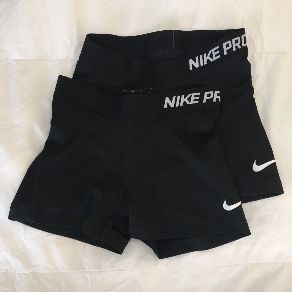 Nike Pro